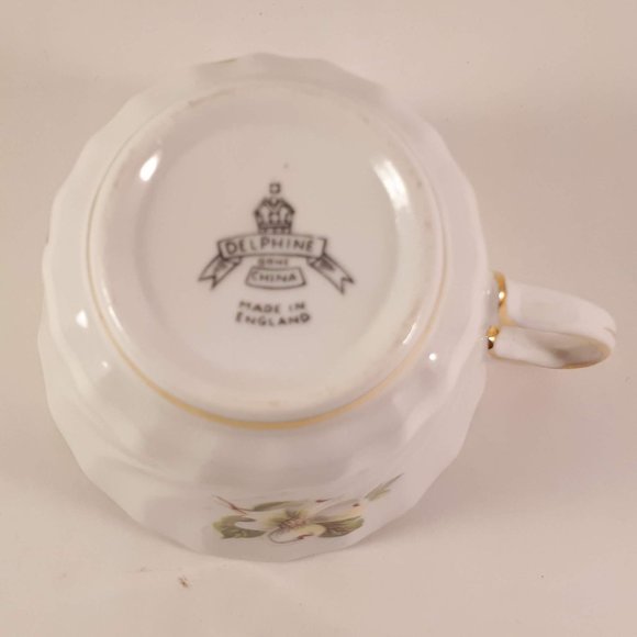 Vintage Delphine China Green & White Swirl Teacup and Saucer - Picture 9 of 9